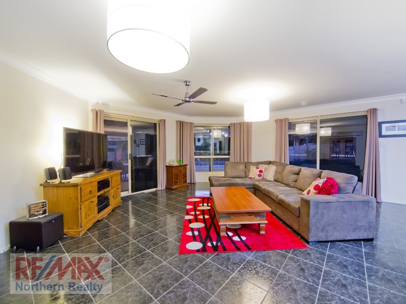 15 Chancery Close, Murrumba Downs QLD 4503