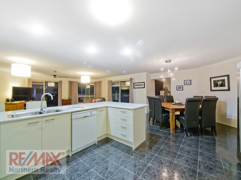 15 Chancery Close, Murrumba Downs QLD 4503