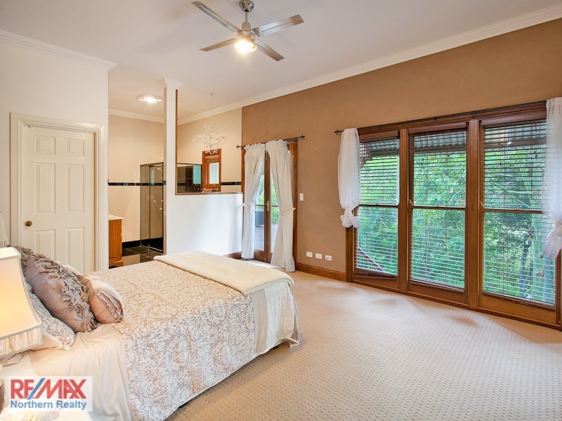 24 Vores Road, Whiteside QLD 4503