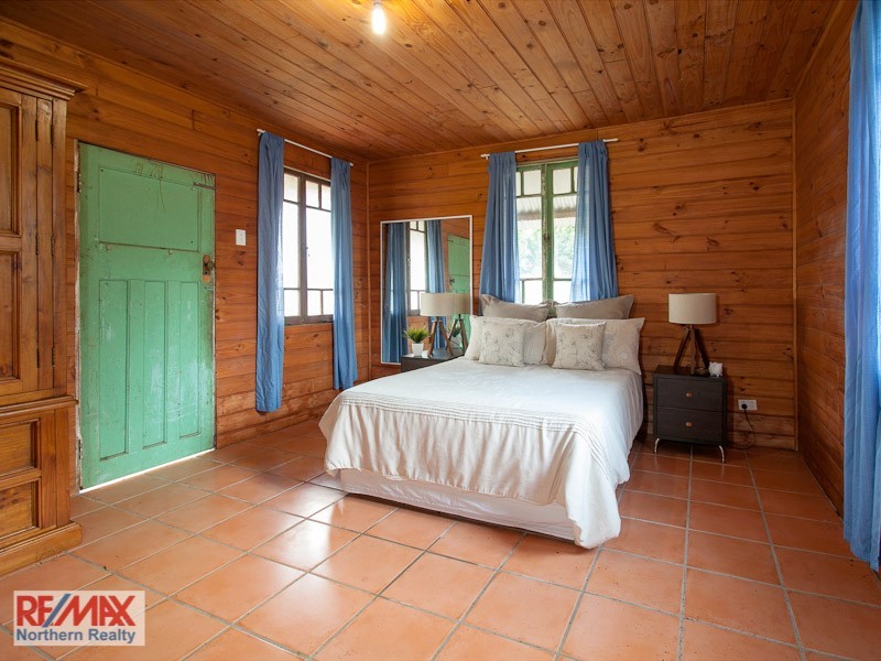 24 Vores Road, Whiteside QLD 4503