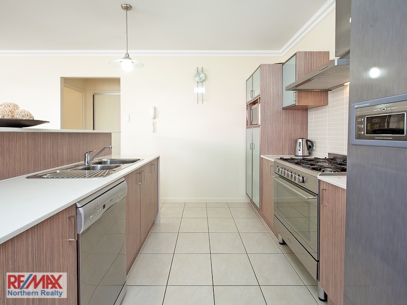 27 Swan Parade, Warner QLD 4500