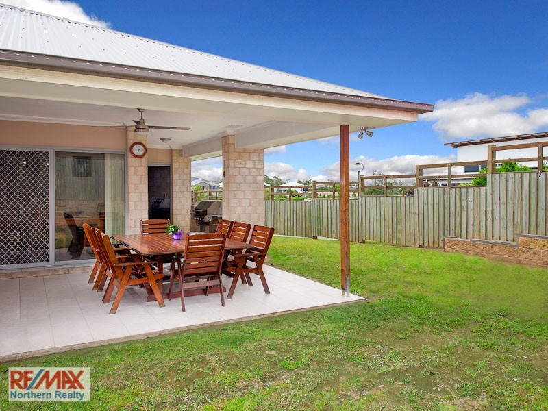27 Swan Parade, Warner QLD 4500