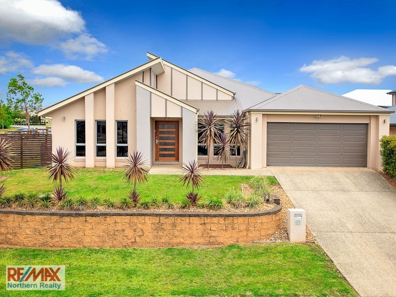 27 Swan Parade, Warner QLD 4500