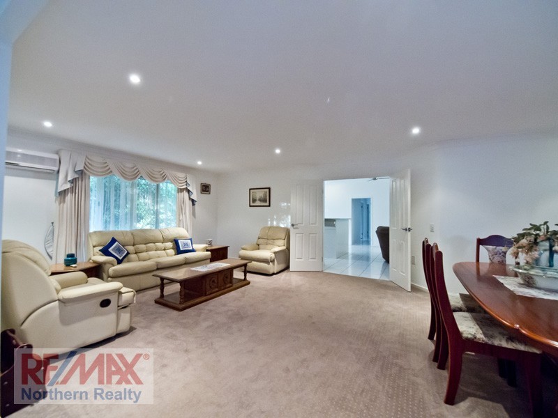 3 Banks Court, Bunya QLD 4055