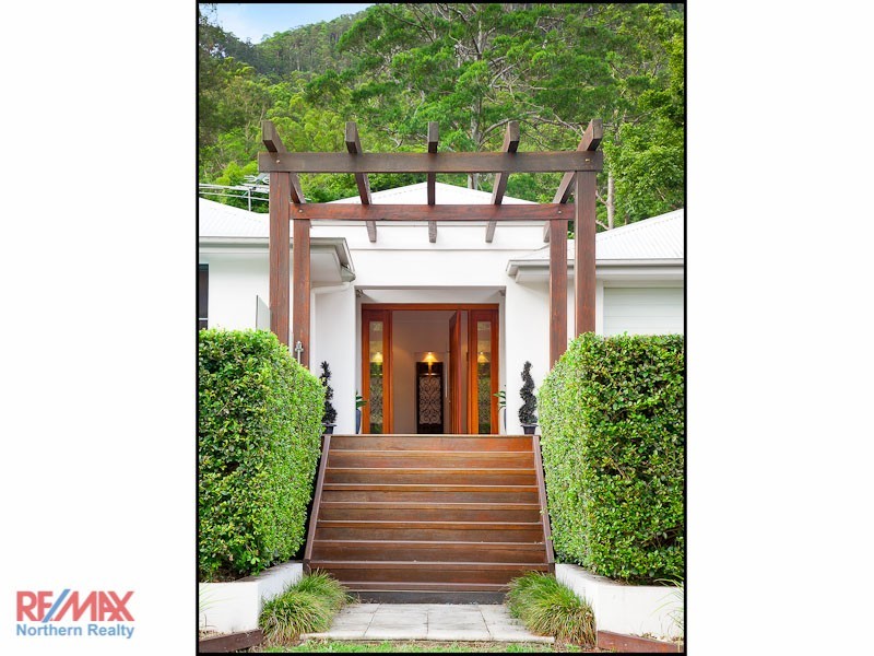 3 Bellbird Court, Cedar Creek QLD 4520