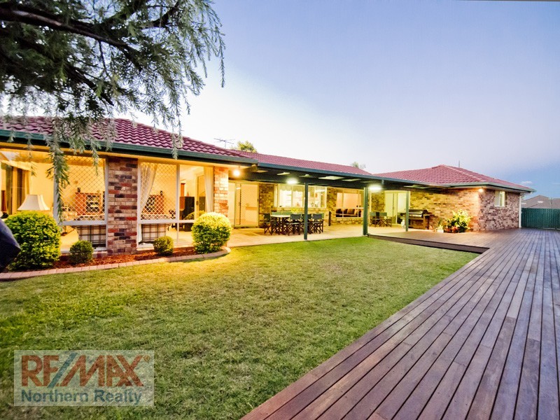 5 Magpie Place, Albany Creek QLD 4035