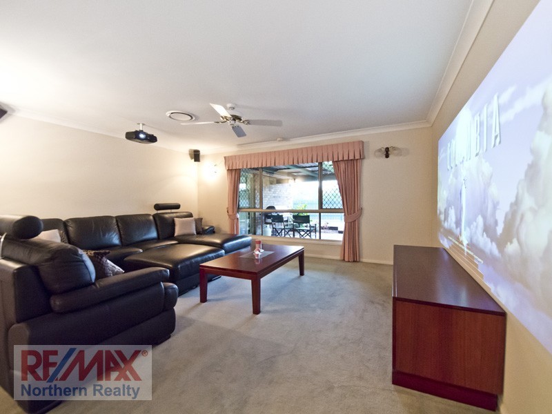 5 Magpie Place, Albany Creek QLD 4035