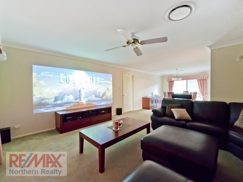 5 Magpie Place, Albany Creek QLD 4035