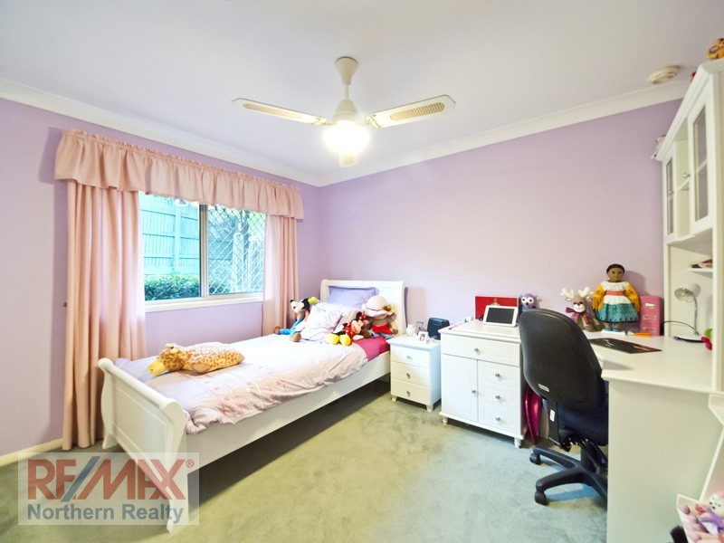 5 Magpie Place, Albany Creek QLD 4035