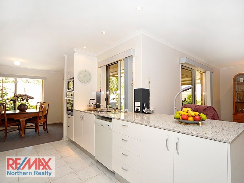 3 Candella Ct, Eatons Hill QLD 4037