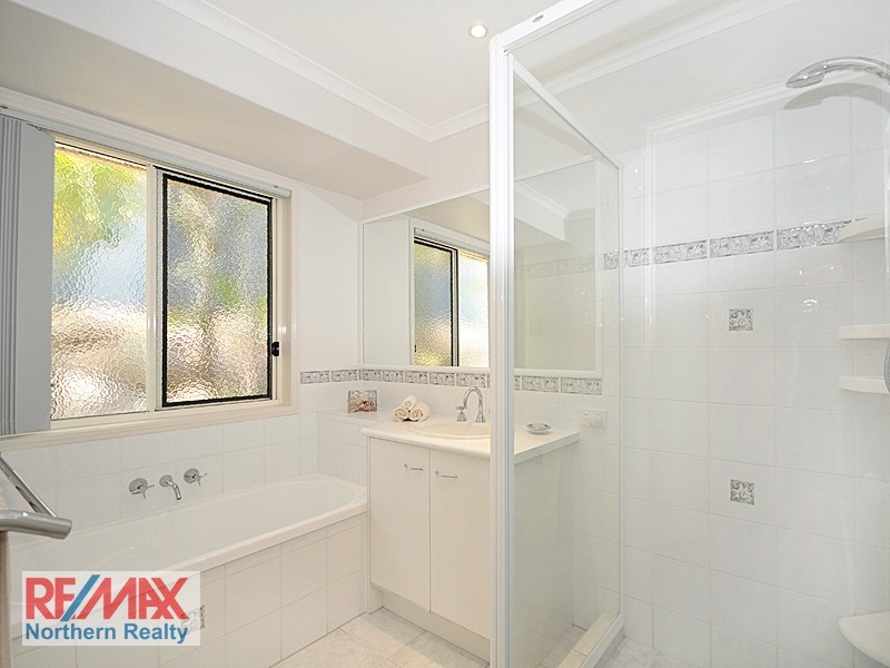 3 Candella Ct, Eatons Hill QLD 4037