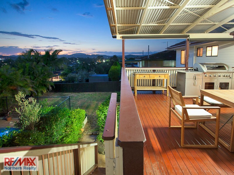 19 Alstonia Street, Arana Hills QLD 4054