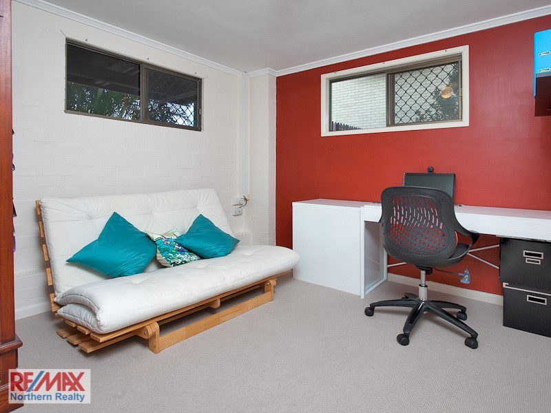 19 Alstonia Street, Arana Hills QLD 4054