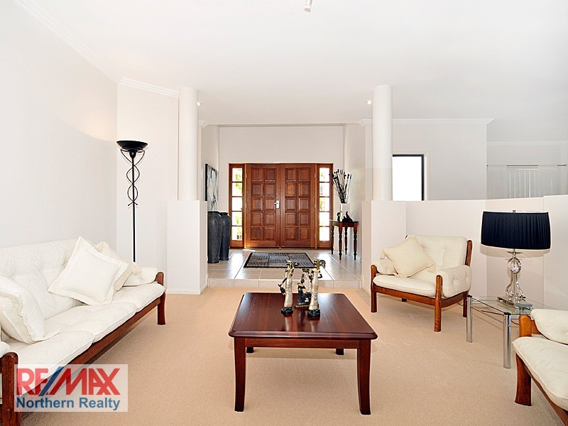 3 Snow Wood Drive, Eatons Hill QLD 4037