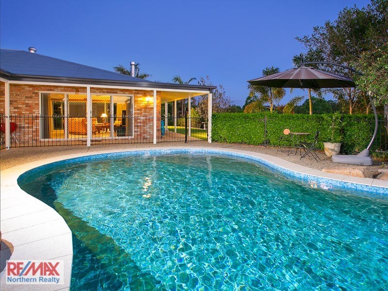 6 Webb Court, Eatons Hill QLD 4037