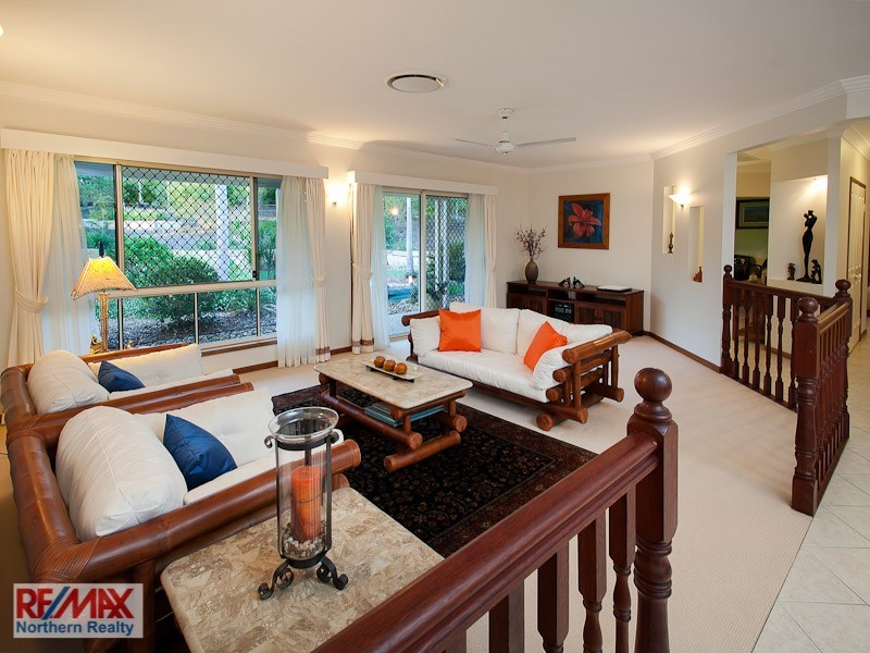 6 Webb Court, Eatons Hill QLD 4037