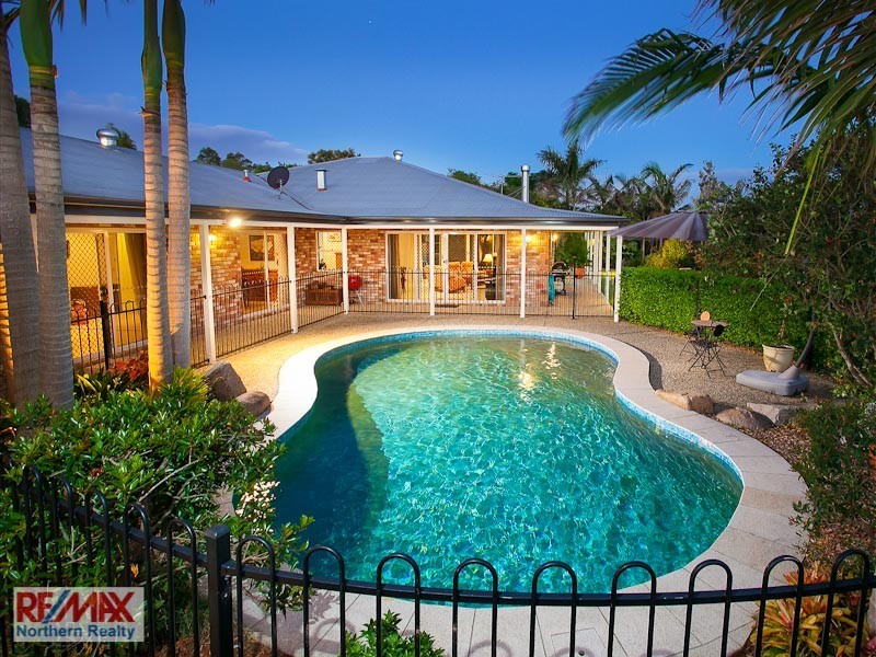 6 Webb Court, Eatons Hill QLD 4037