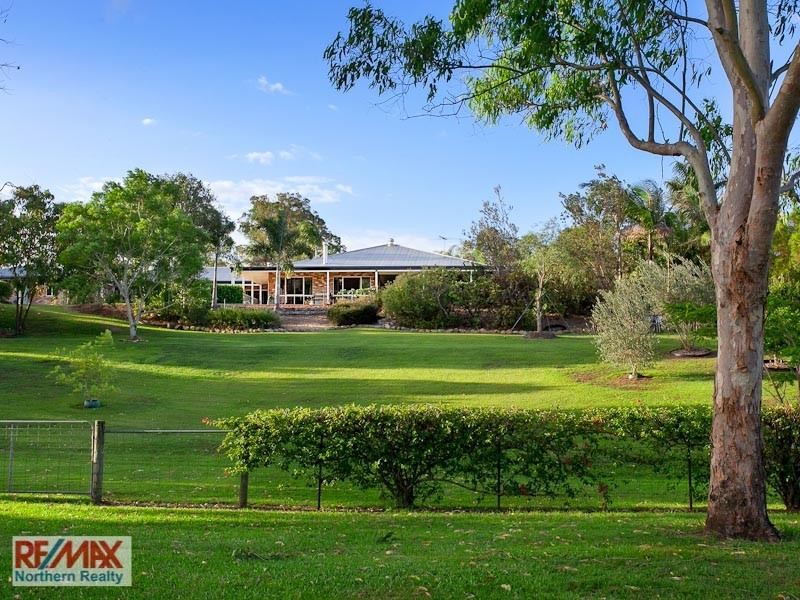 6 Webb Court, Eatons Hill QLD 4037