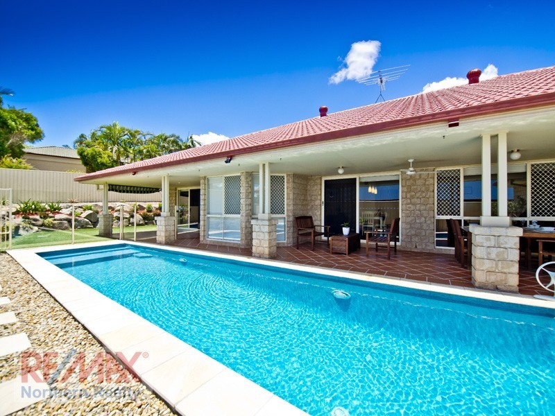 50 Hayward Avenue, Cashmere QLD 4500