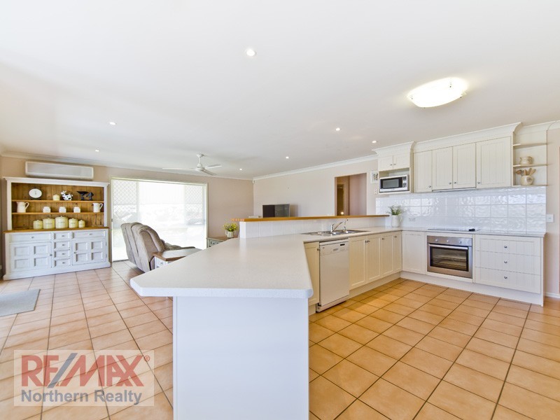 50 Hayward Avenue, Cashmere QLD 4500