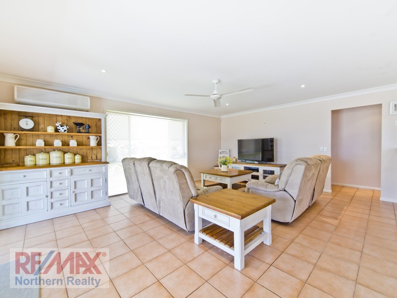 50 Hayward Avenue, Cashmere QLD 4500