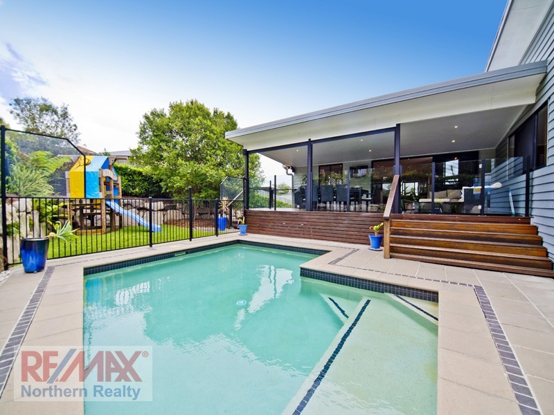 8 Fidelio Court, Eatons Hill QLD 4037