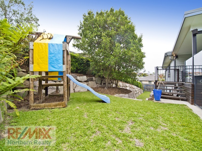 8 Fidelio Court, Eatons Hill QLD 4037