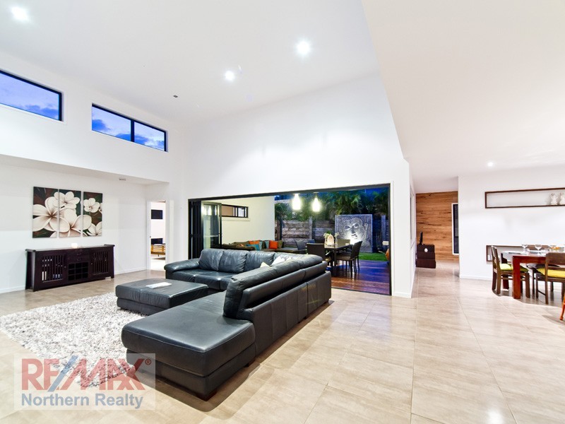 118 Kurrajong Dve, Warner QLD 4500