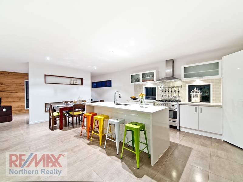 118 Kurrajong Dve, Warner QLD 4500