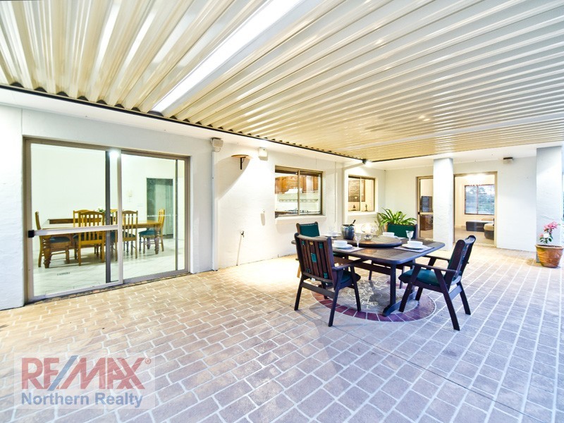 5 Narrabeen Rd, Albany Creek QLD 4035