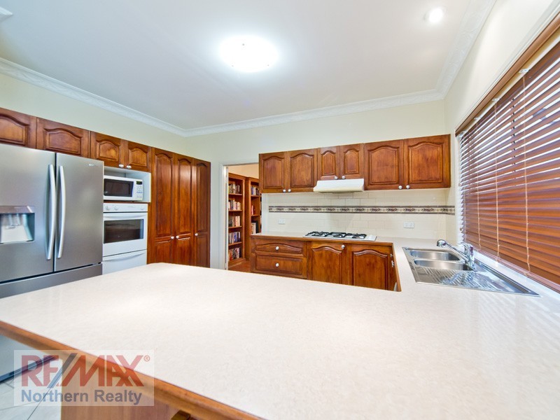 5 Narrabeen Rd, Albany Creek QLD 4035