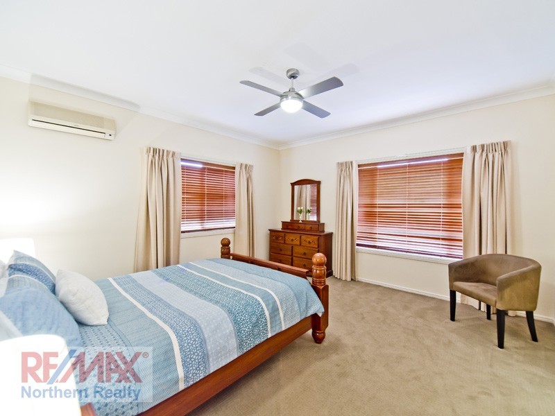 5 Narrabeen Rd, Albany Creek QLD 4035