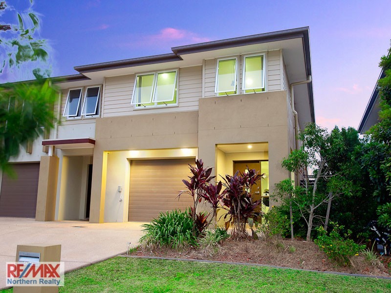 4/10 Tuxworth Place, Pimpama QLD 4209