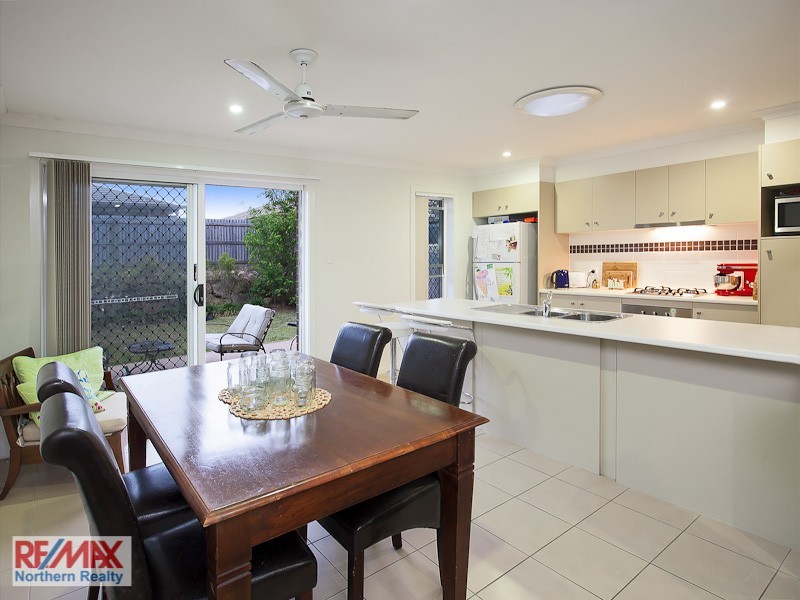4/10 Tuxworth Place, Pimpama QLD 4209