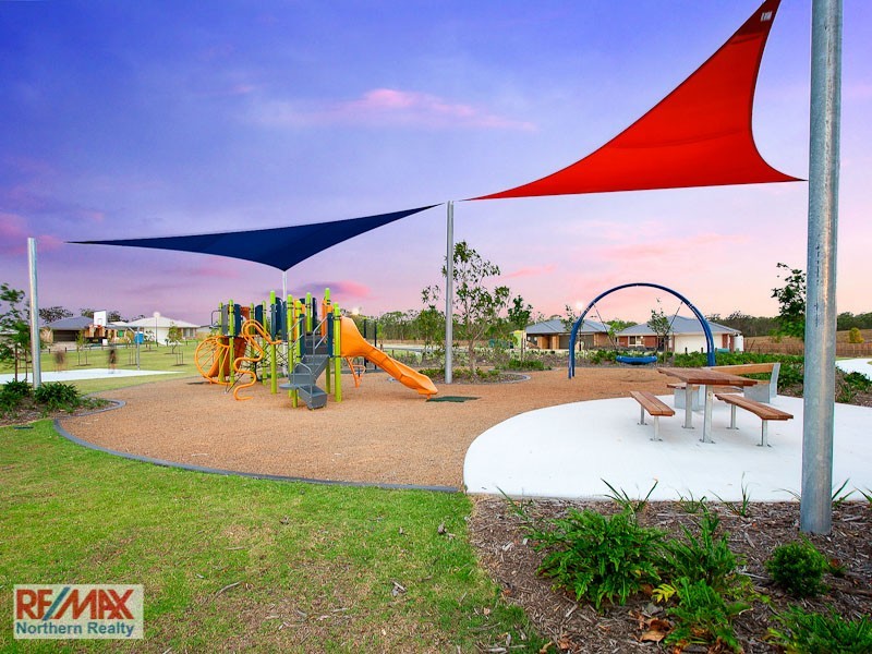 4/10 Tuxworth Place, Pimpama QLD 4209