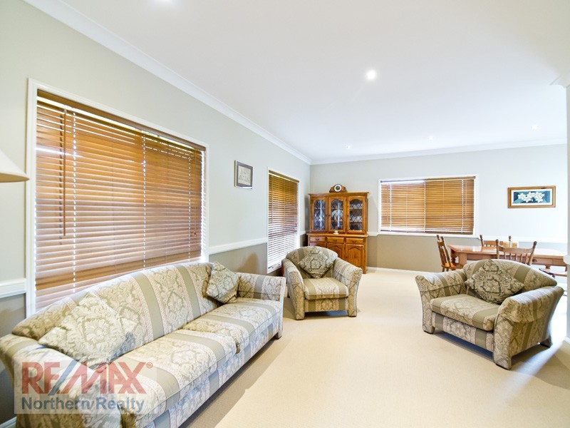 172 Saraband Dr, Eatons Hill QLD 4037