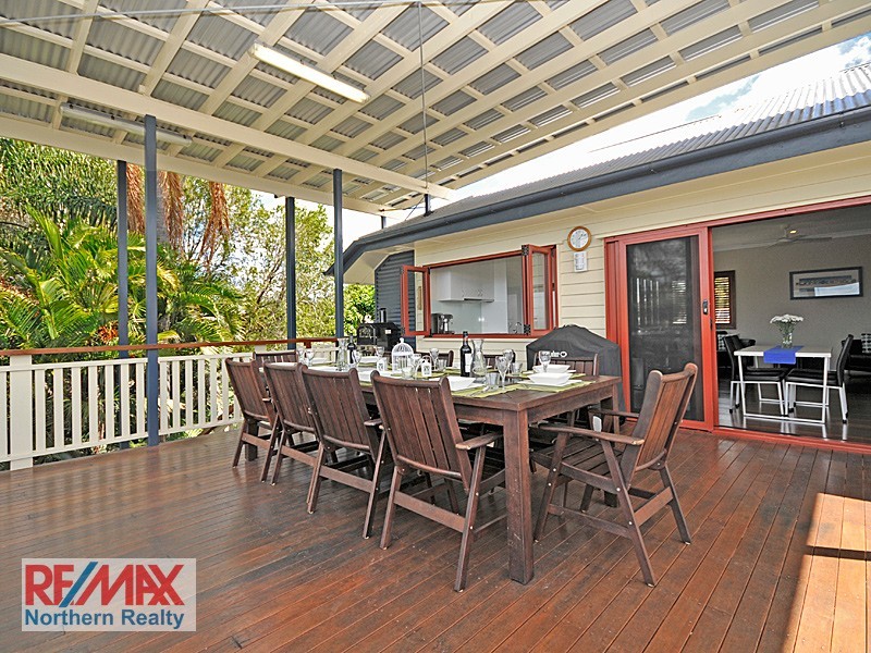247 Brighton Rd, Sandgate QLD 4017