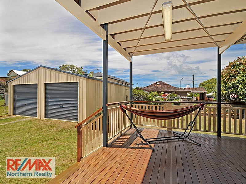 247 Brighton Rd, Sandgate QLD 4017