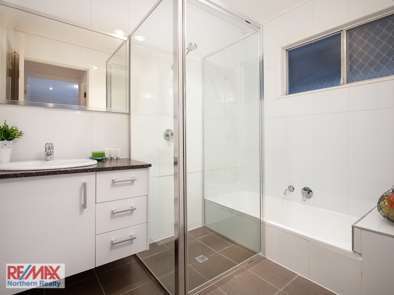 67 Grahams Road, Strathpine QLD 4500