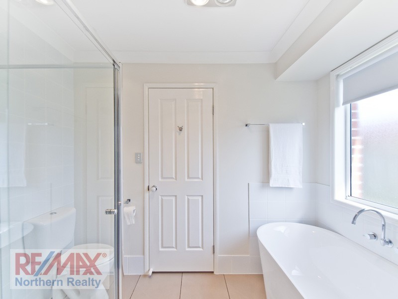 41 Jade st, Albany Creek QLD 4035