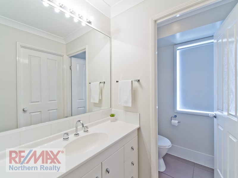 41 Jade st, Albany Creek QLD 4035