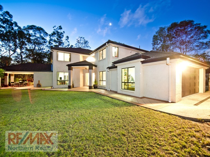 34 Fiddlewood Place, Bridgeman Downs QLD 4035