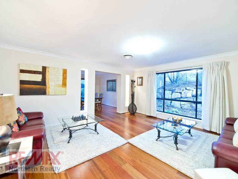 34 Fiddlewood Place, Bridgeman Downs QLD 4035