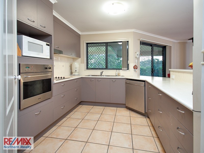 109 Commissioners Flat Road, Peachester QLD 4519