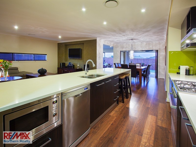 60 Rolland Parade, Warner QLD 4500