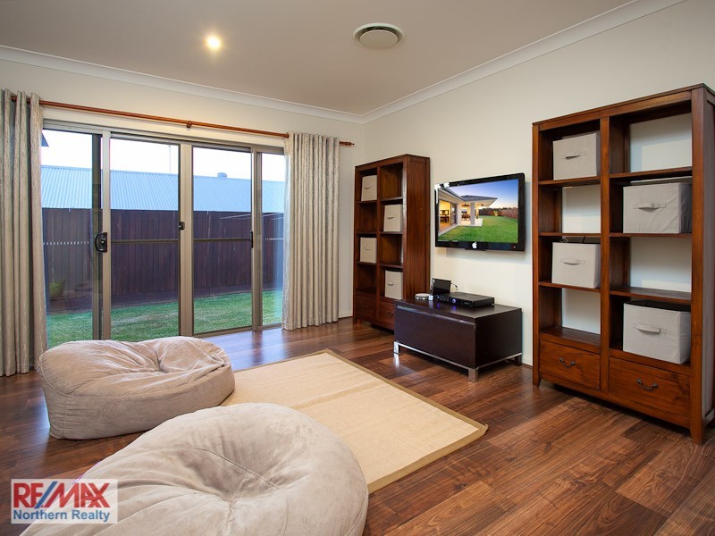 60 Rolland Parade, Warner QLD 4500