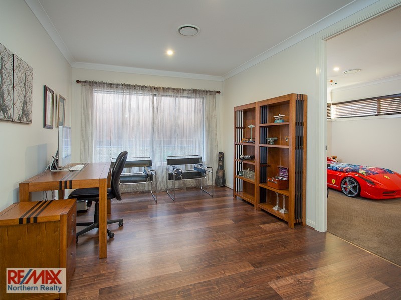 60 Rolland Parade, Warner QLD 4500