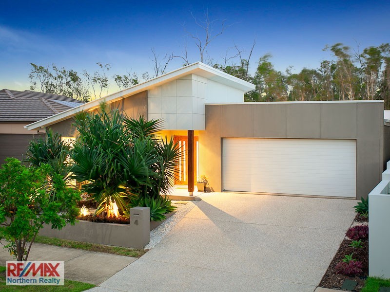 4 Waterway Cr, Murrumba Downs QLD 4503