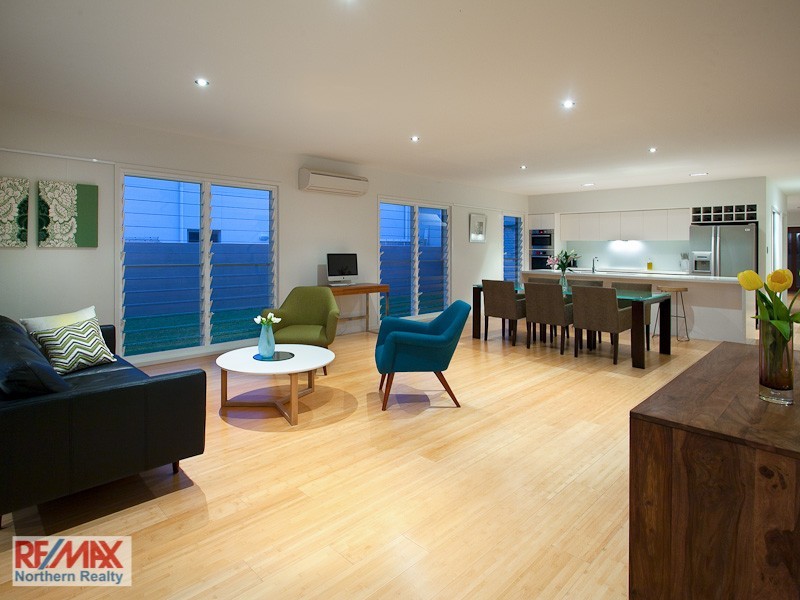 4 Waterway Cr, Murrumba Downs QLD 4503