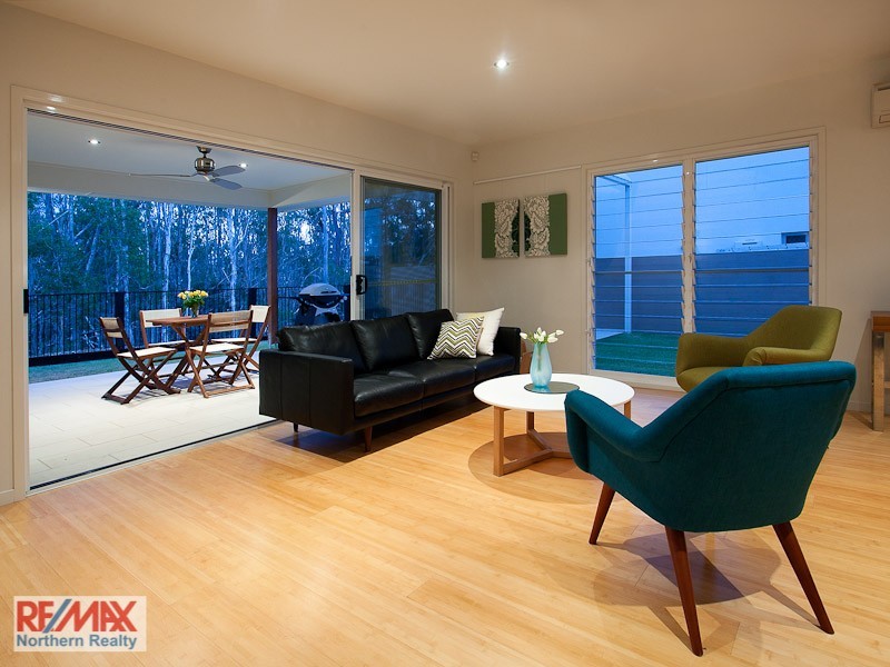 4 Waterway Cr, Murrumba Downs QLD 4503